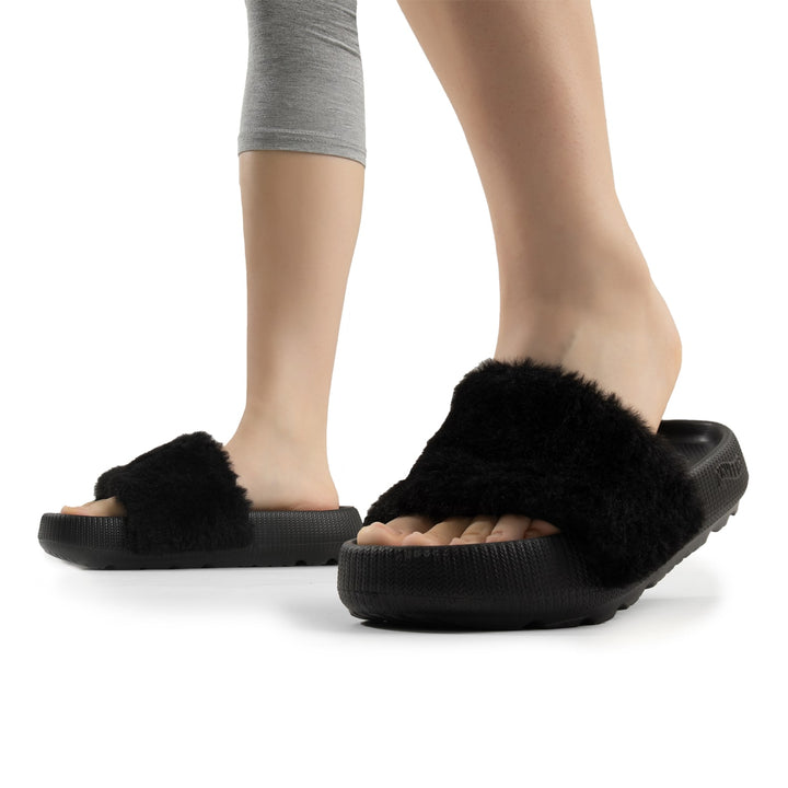 Knuffis Damen Pantoletten mit Fell Schlappen kurz